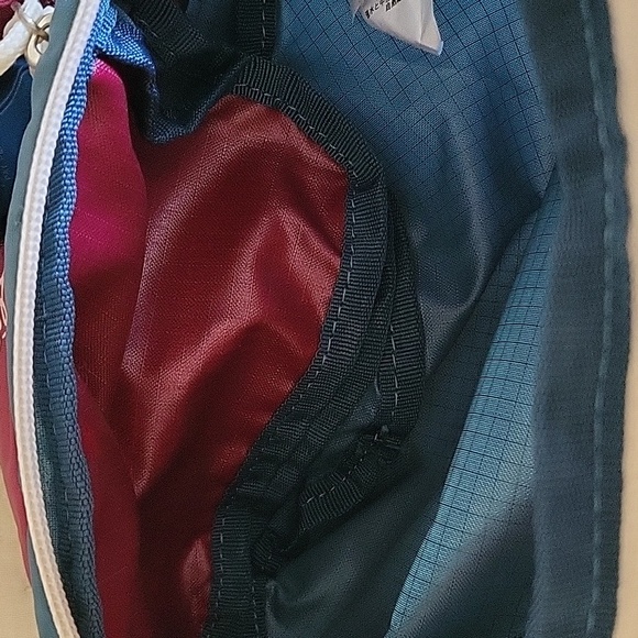 Nwot Eddie Bauer Packable Teal, Cream Maroon Fanny Pack Will Fit Up To 42" Waist - Picture 6 of 7